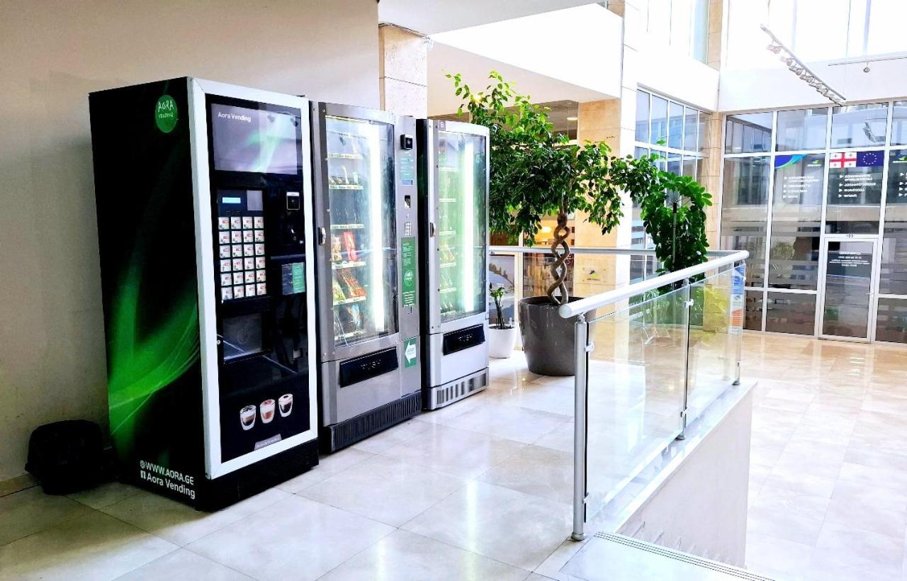 City Center 2Bdr Apartment Near Rustaveli Av. Tbilisi Exterior foto